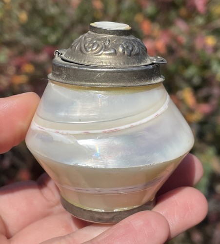 Antique mother pearl - mother,