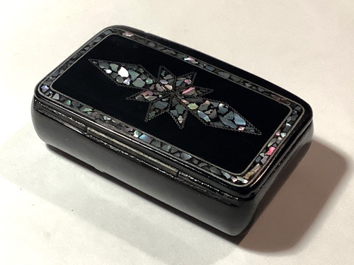 Antique black snuff box - snuff, with